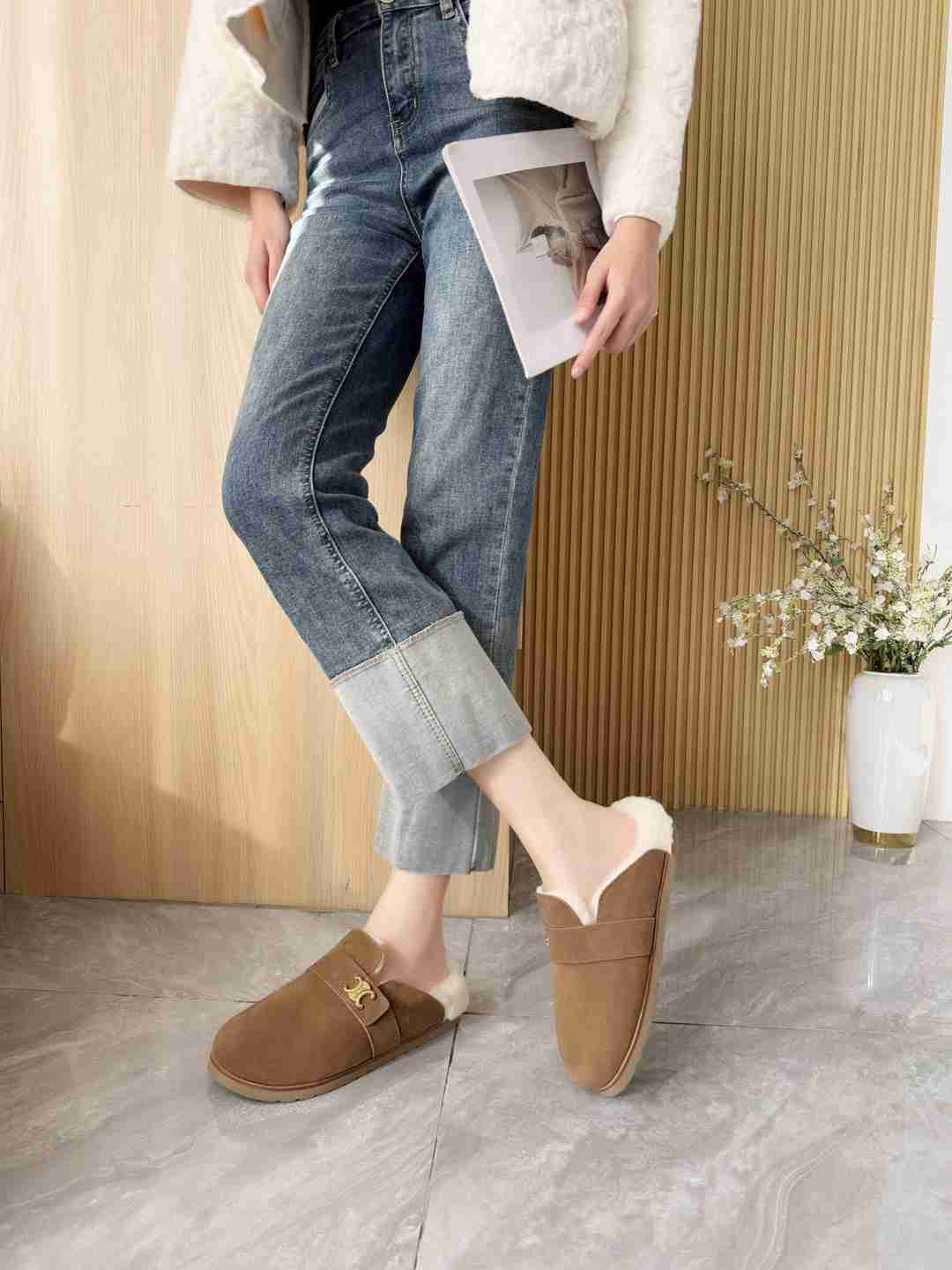 Ac5629    皮里  毛里两款 gallery