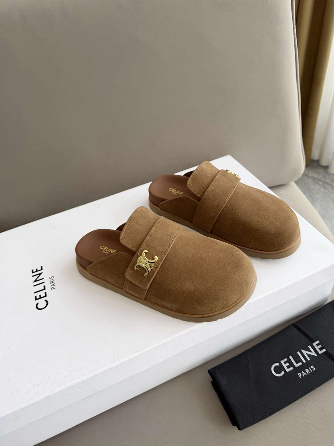 Ac5629    皮里  毛里两款 gallery