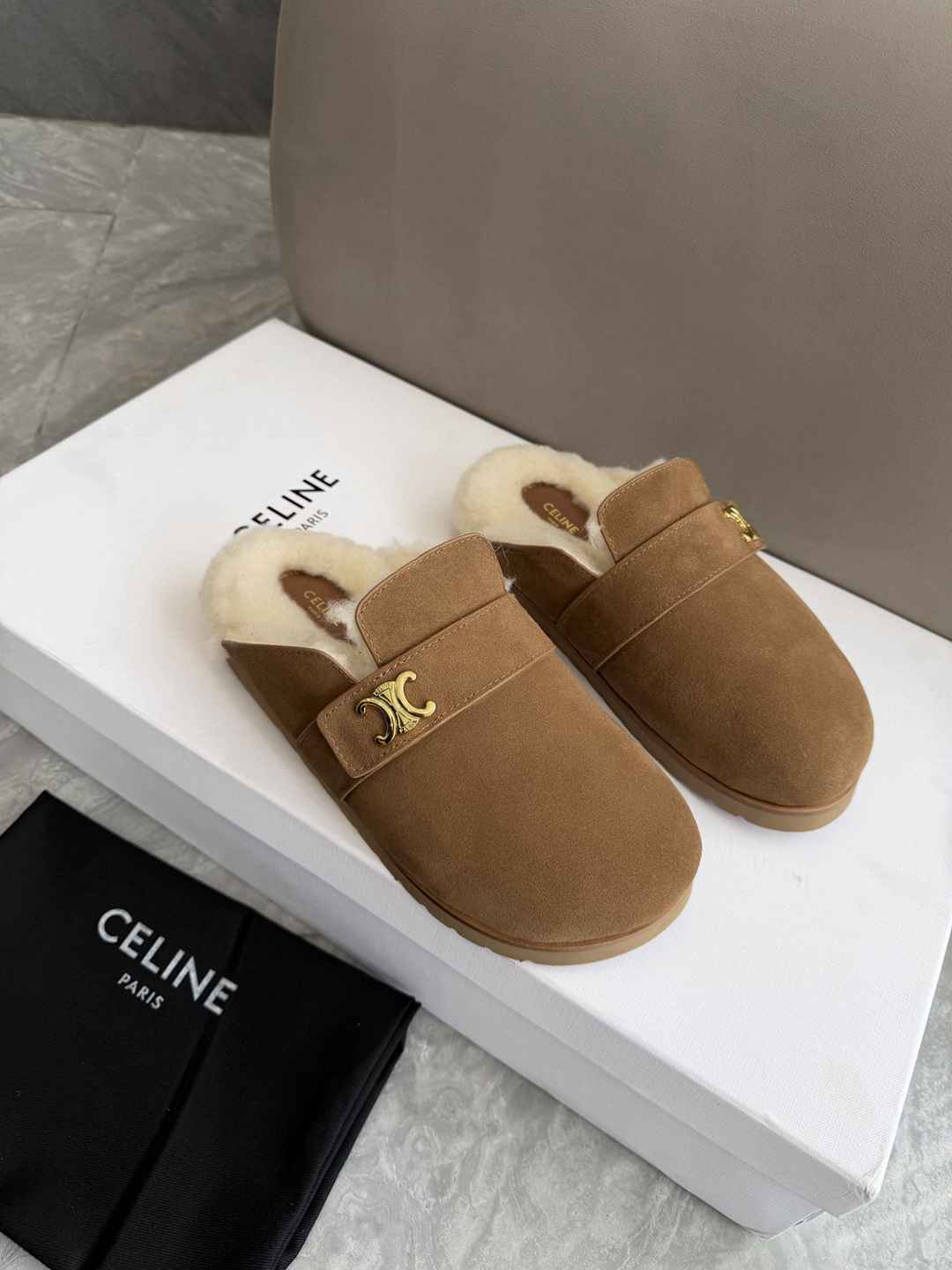 Ac5629    皮里  毛里两款 gallery