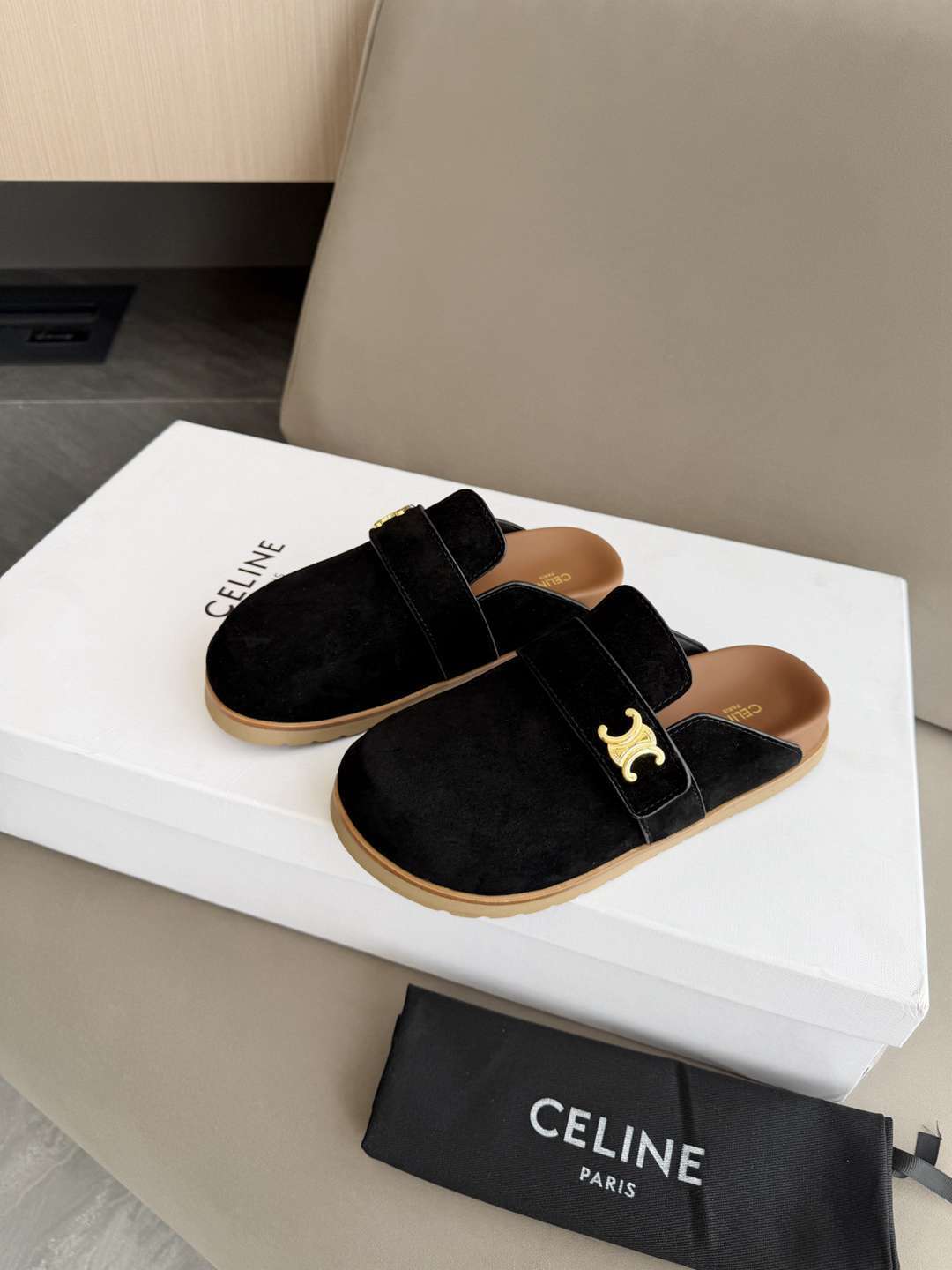 Ac5629    皮里  毛里两款 gallery