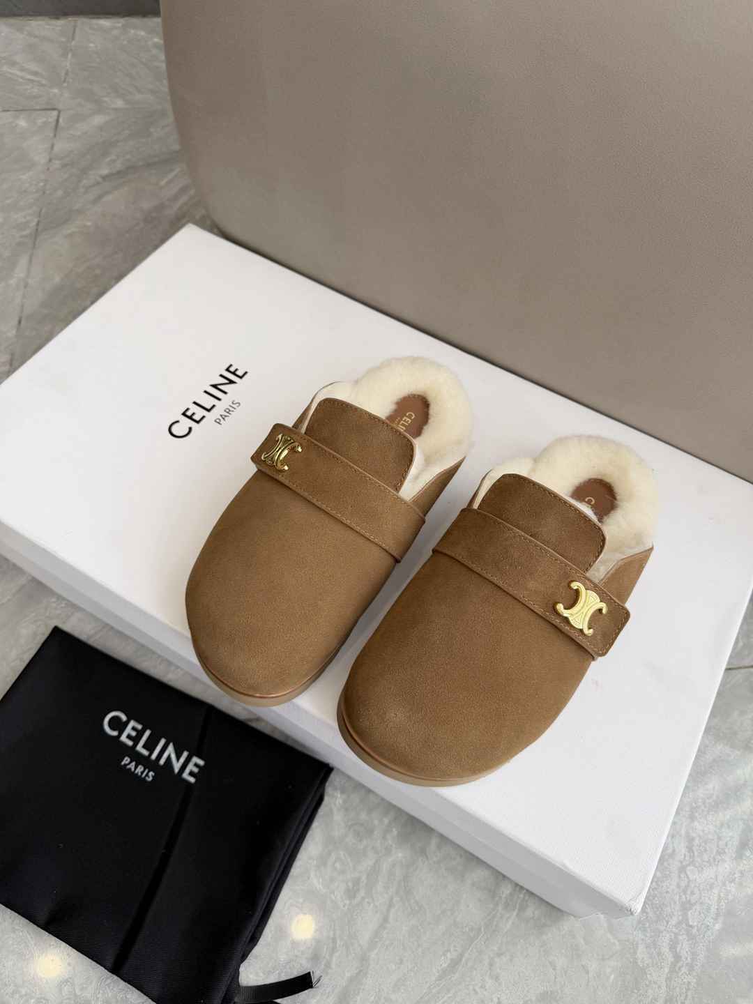 Ac5629    皮里  毛里两款 gallery