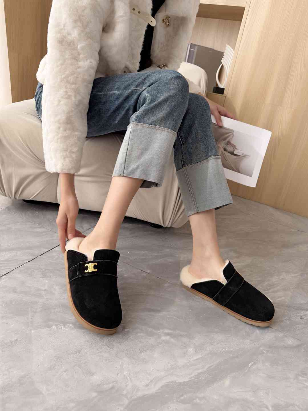 Ac5629    皮里  毛里两款 gallery