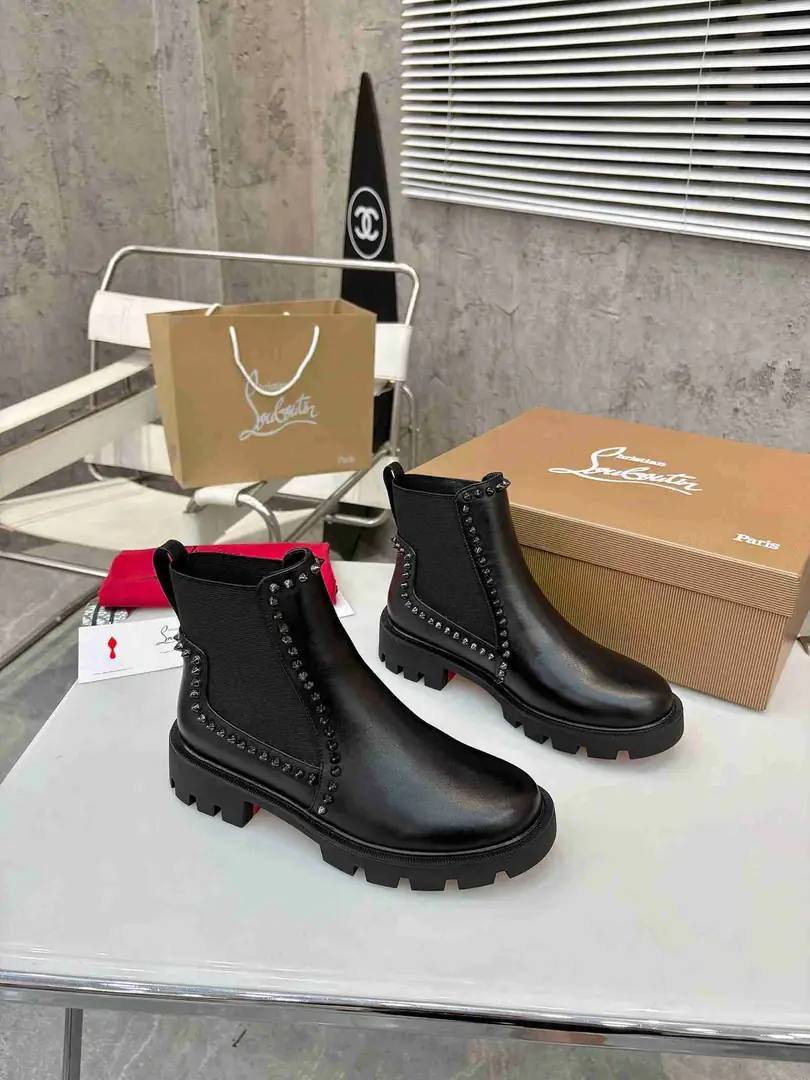 Ac5658320 铆钉款 💥CL 红底鞋 35-41 gallery