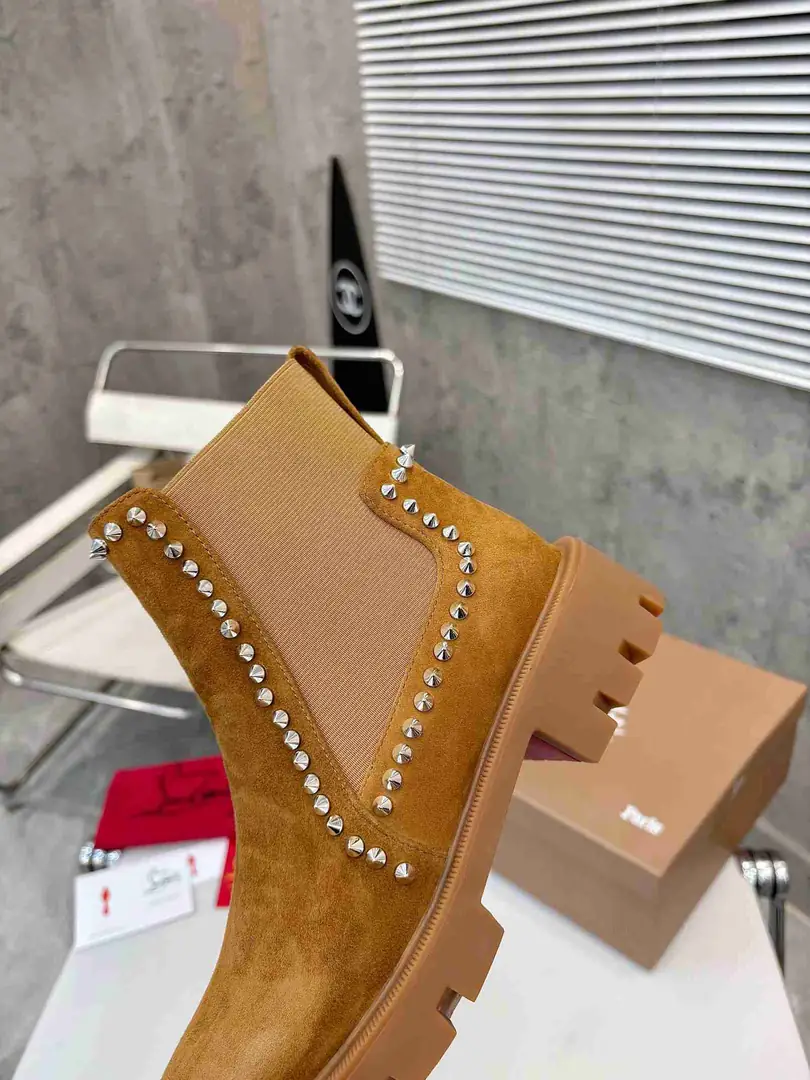 Ac5658320 铆钉款 💥CL 红底鞋 35-41 gallery