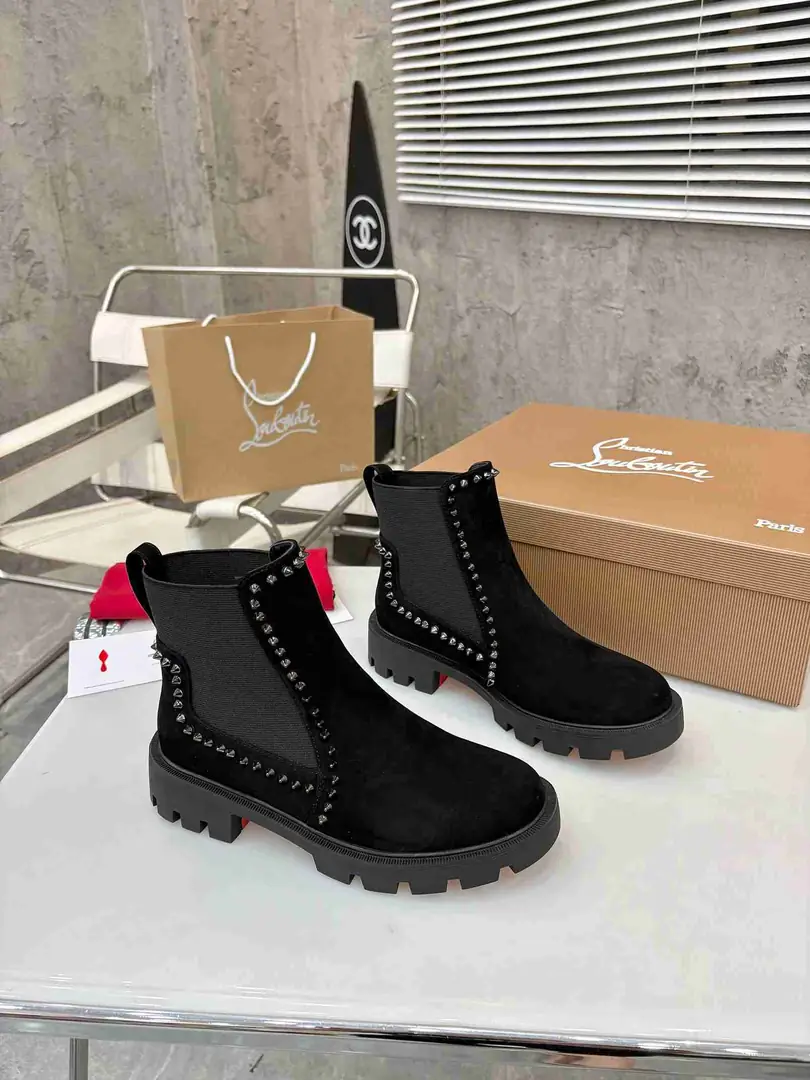 Ac5658320 铆钉款 💥CL 红底鞋 35-41 gallery