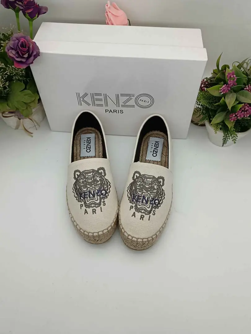 Ad5692180  高田贤三老虎头帆布电绣 gallery