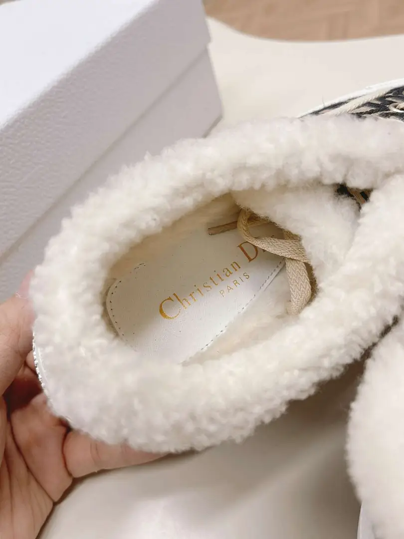 Ad5780300~毛绒绒的Dior运动鞋 gallery