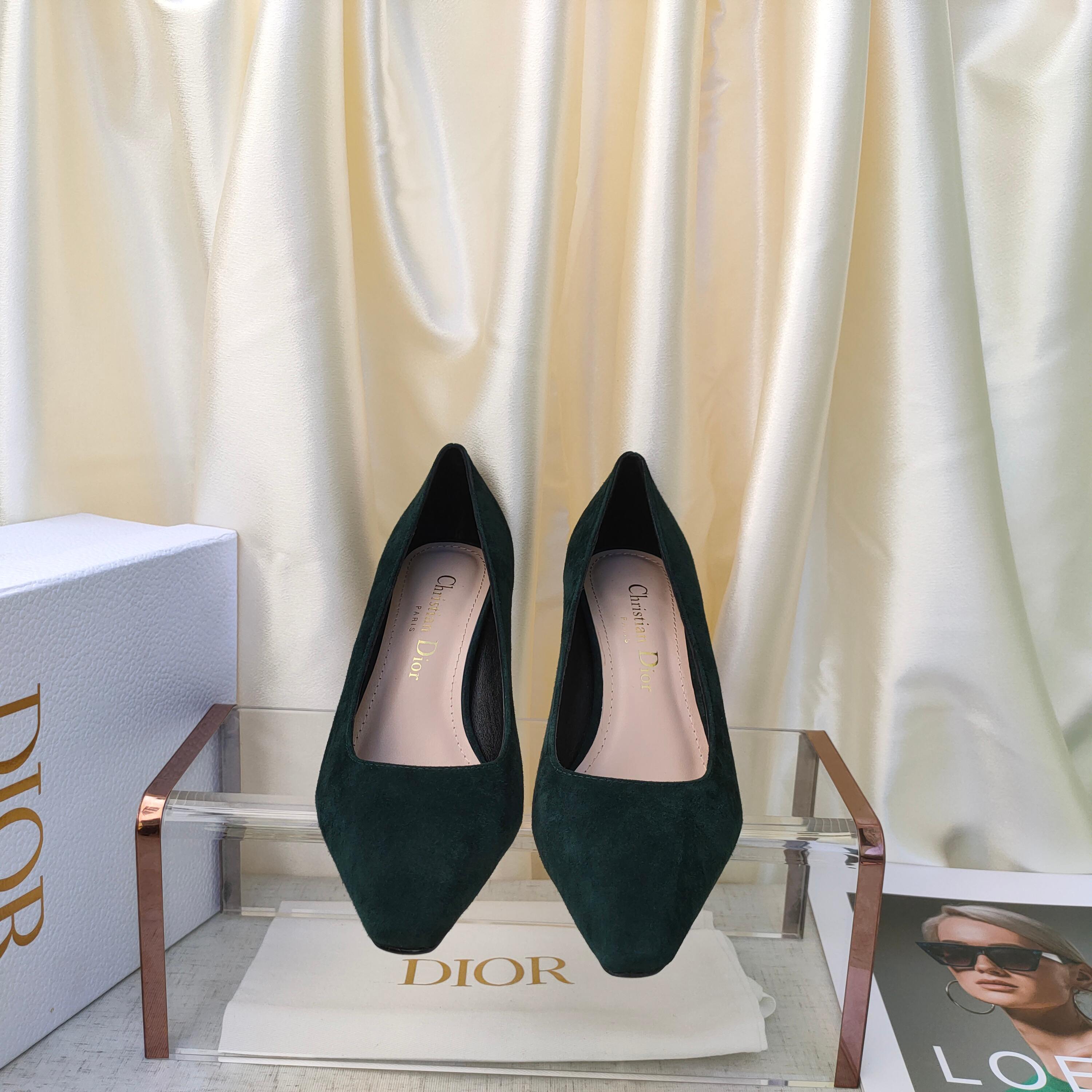 Ad5798290 Dior 迪奥经典高跟单鞋‼️ 7.5厘米 配码：35-42 gallery