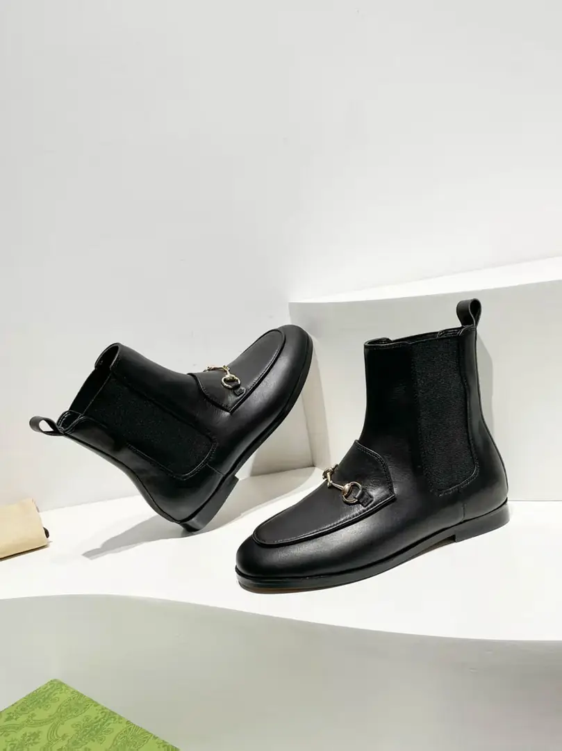 Ag5606260  GUCCl 秋冬短靴 35---41码 gallery