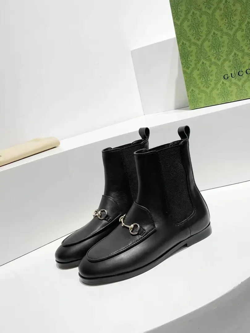Ag5606260  GUCCl 秋冬短靴 35---41码 gallery