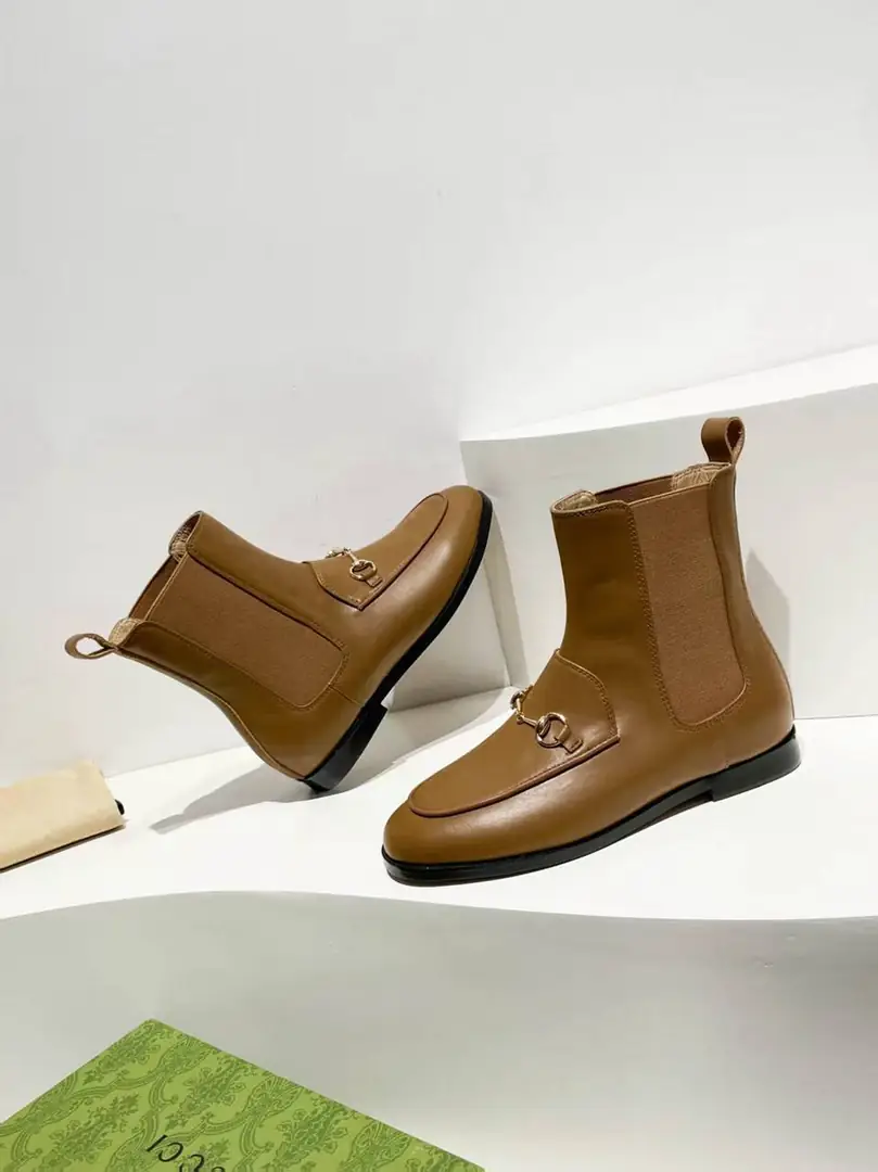 Ag5606260  GUCCl 秋冬短靴 35---41码 gallery