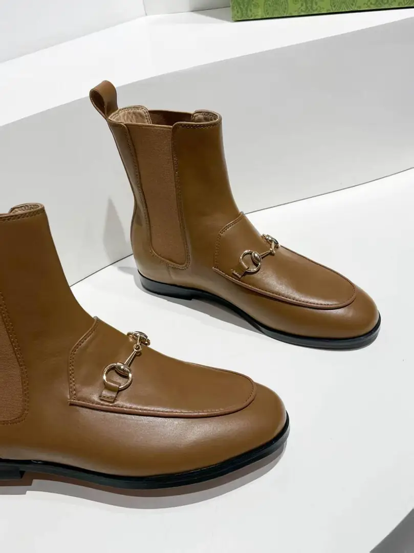 Ag5606260  GUCCl 秋冬短靴 35---41码 gallery