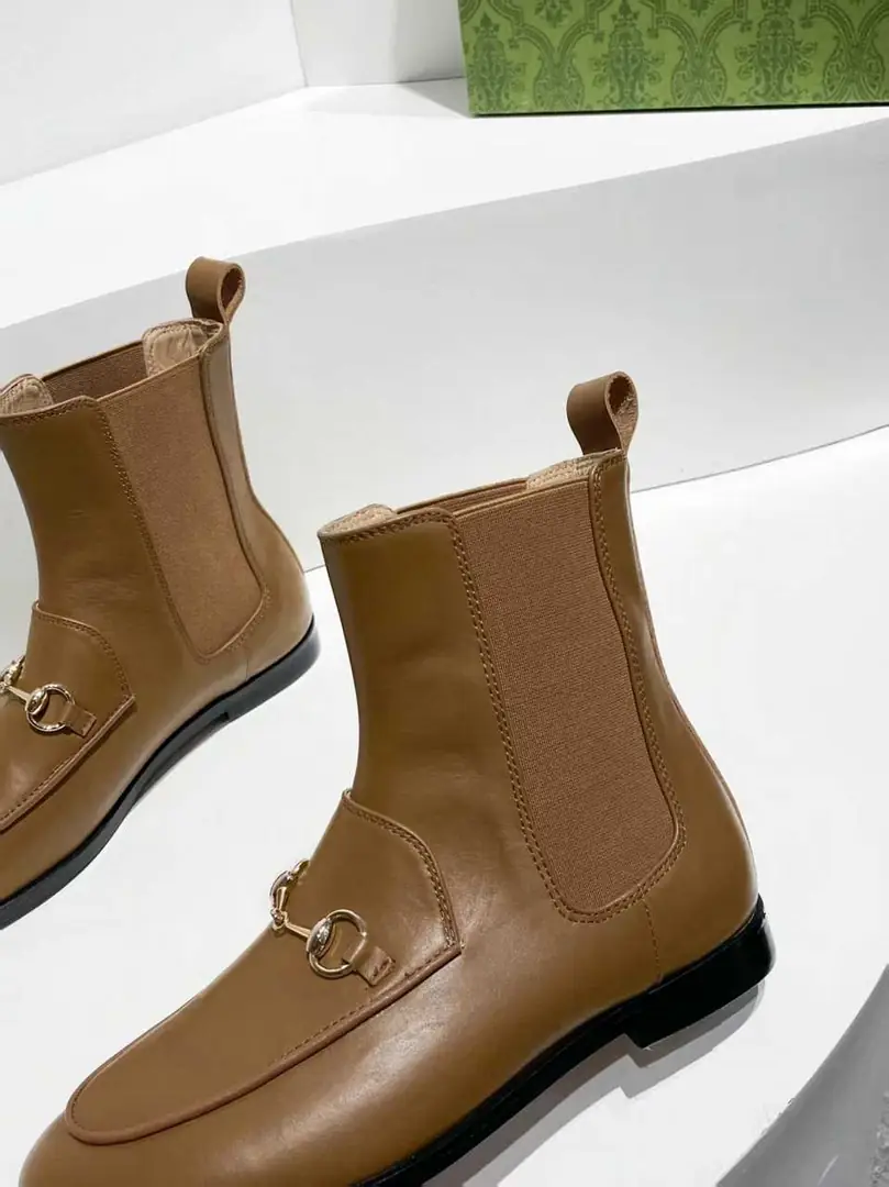 Ag5606260  GUCCl 秋冬短靴 35---41码 gallery