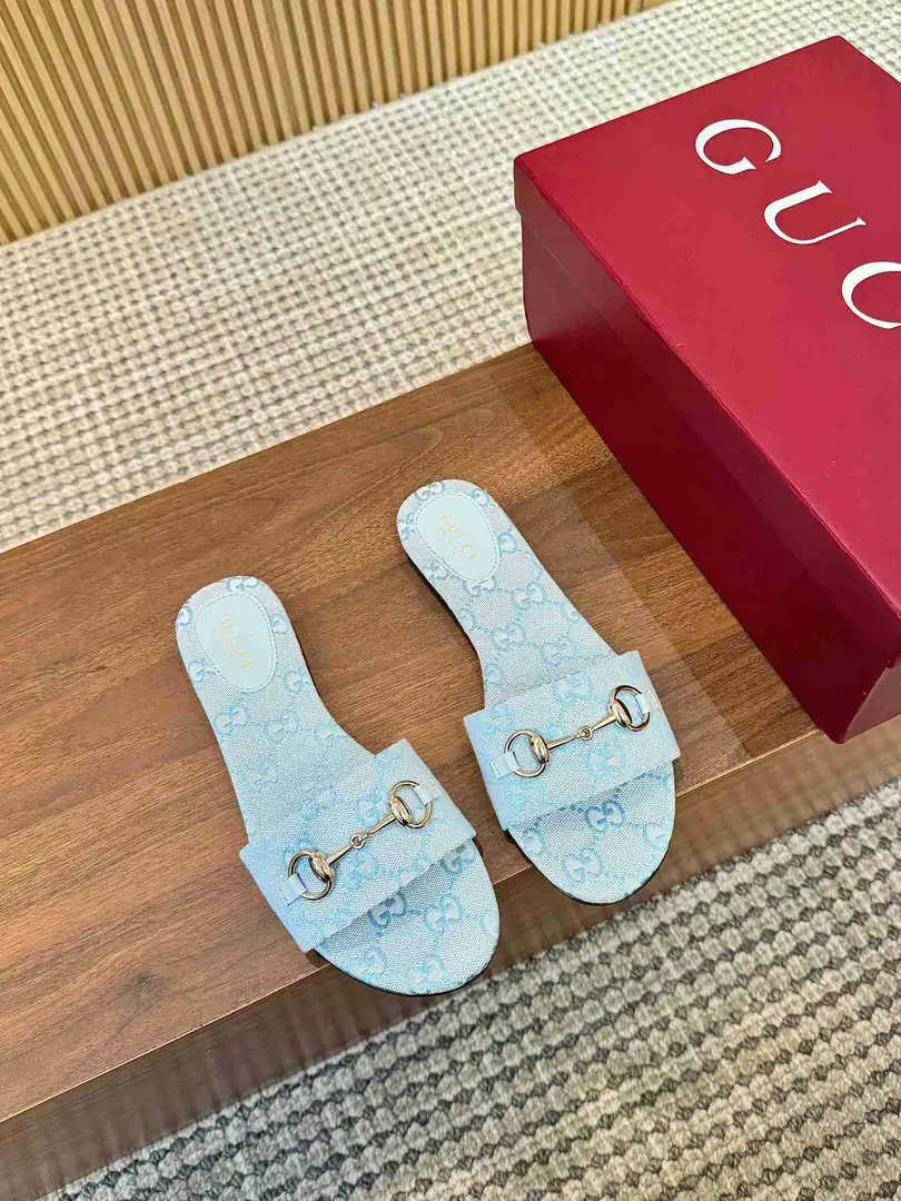 Ah5509170 (皮底3116210)  古驰休闲款拖鞋，码数35-43 gallery