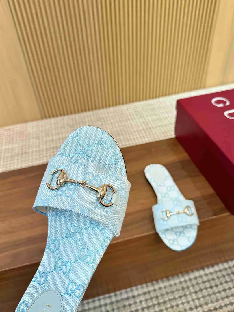 Ah5509170 (皮底3116210)  古驰休闲款拖鞋，码数35-43 gallery