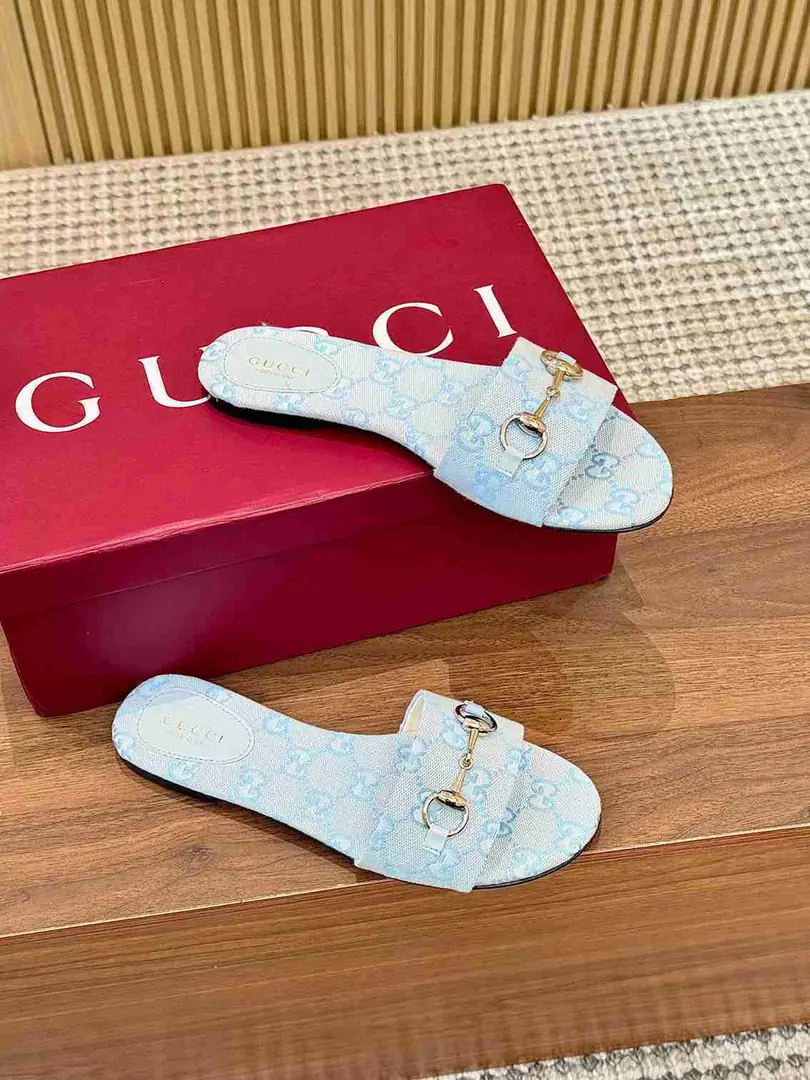 Ah5509170 (皮底3116210)  古驰休闲款拖鞋，码数35-43 gallery