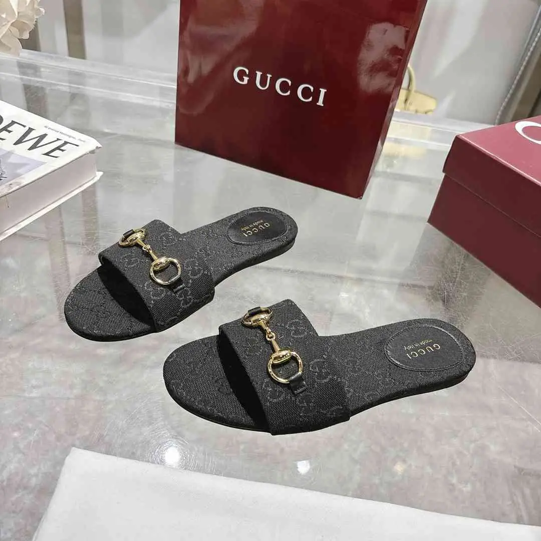 Ah5509170 (皮底3116210)  古驰休闲款拖鞋，码数35-43 gallery