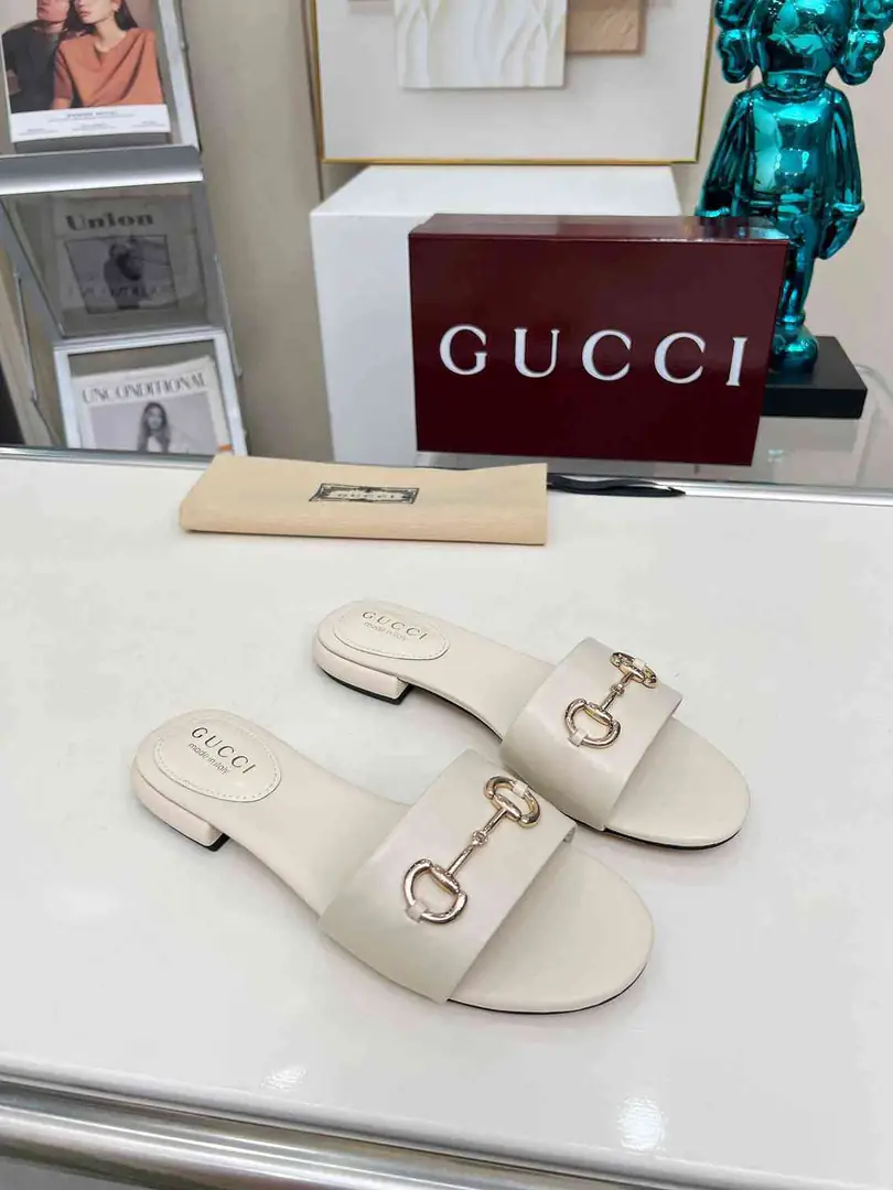 Ah5509170 (皮底3116210)  古驰休闲款拖鞋，码数35-43 gallery