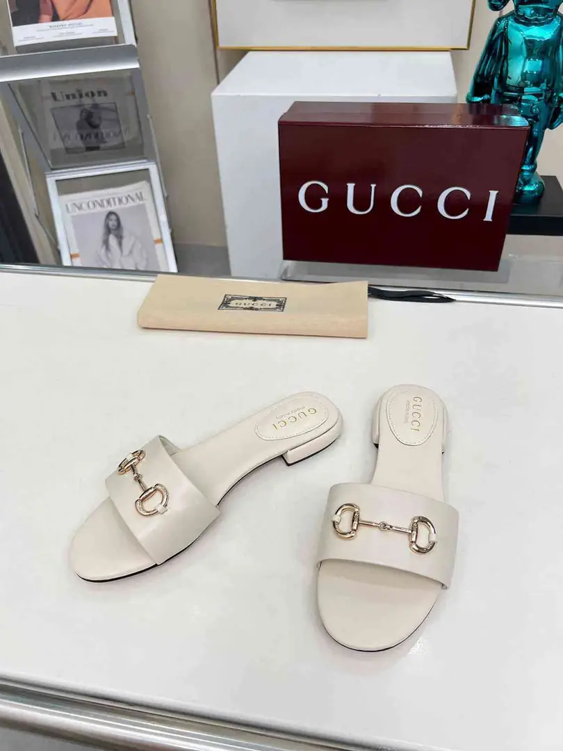 Ah5509170 (皮底3116210)  古驰休闲款拖鞋，码数35-43 gallery