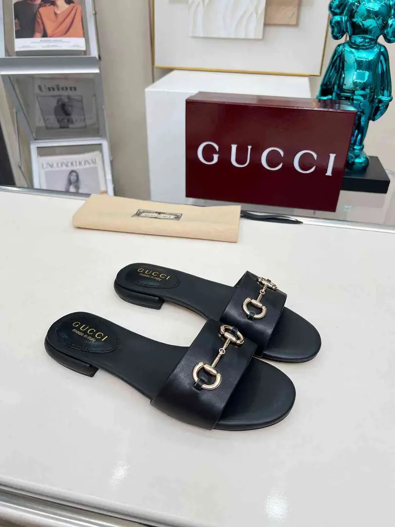 Ah5509170 (皮底3116210)  古驰休闲款拖鞋，码数35-43 gallery