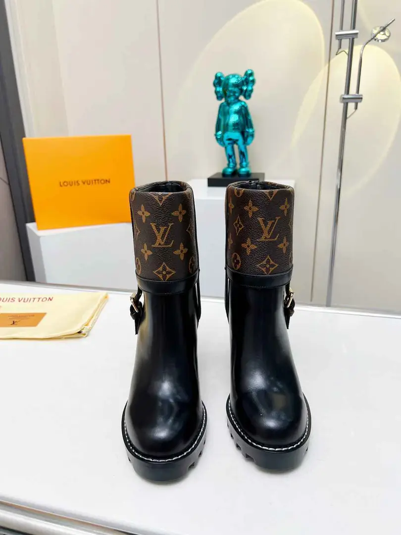 Aj5712290 LV路易登威女靴🥰 gallery