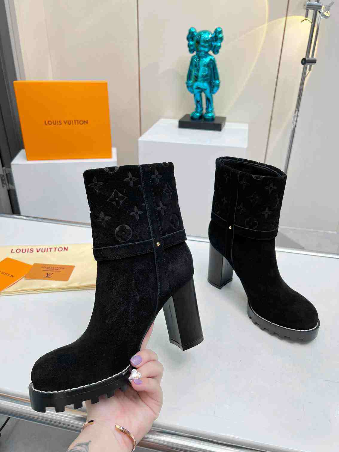 Aj5712290 LV路易登威女靴🥰 gallery