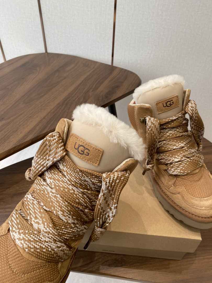 Al5553300  高帮UGG 皮毛一体 休闲雪地靴 35-4 gallery