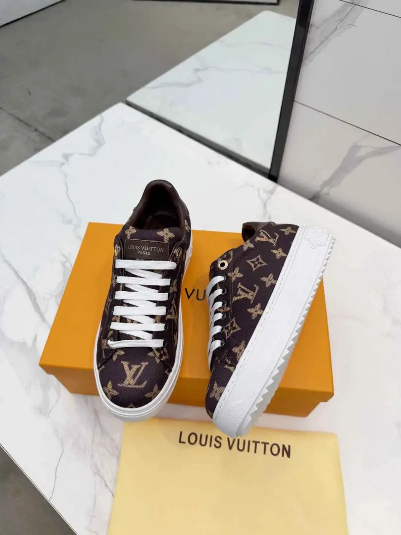 Al5633210   LV Time Out运动鞋 gallery