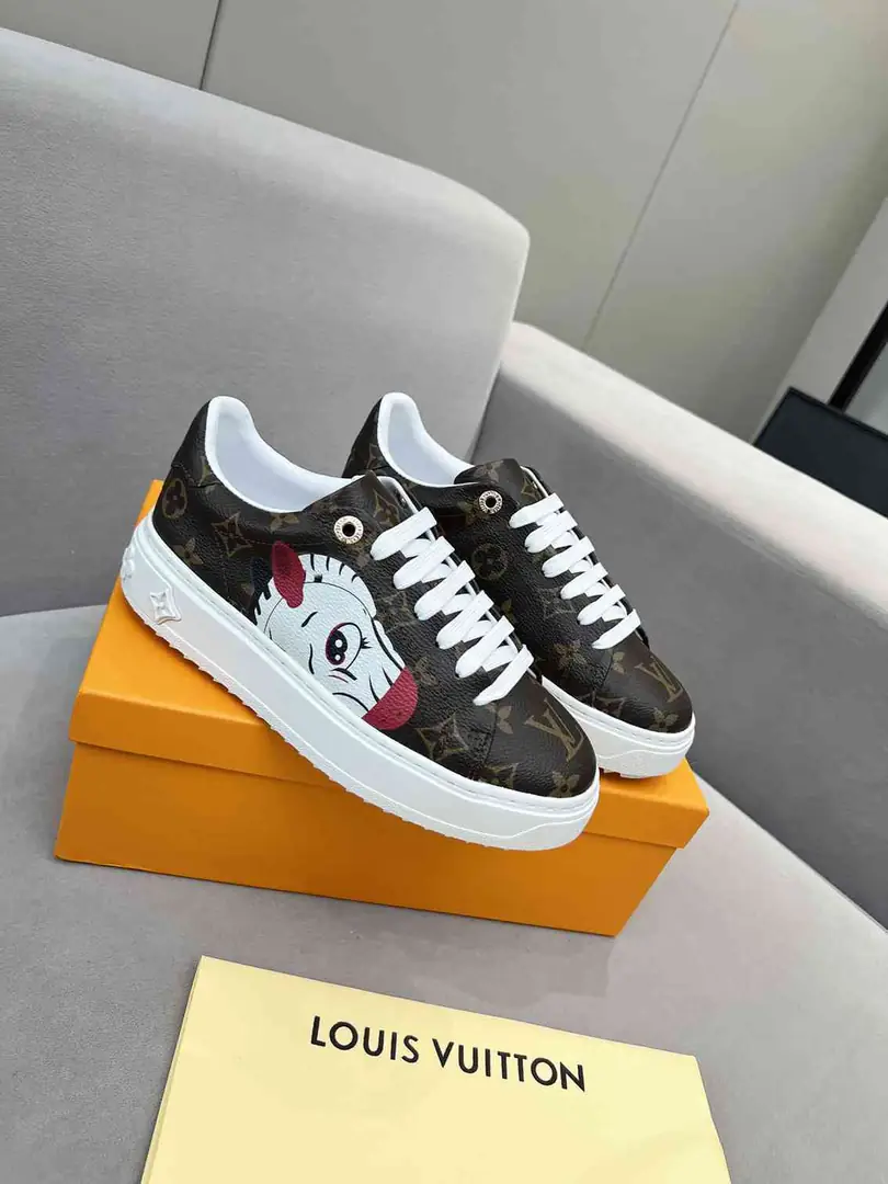 Al5633249❤️❤️❤️L家运动鞋  35-40 gallery