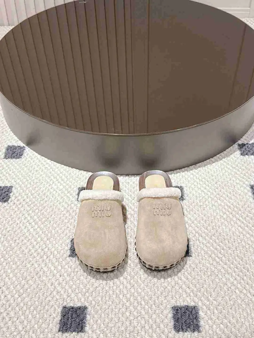 Am5739250  Miu Miu 半包羊毛拖， gallery