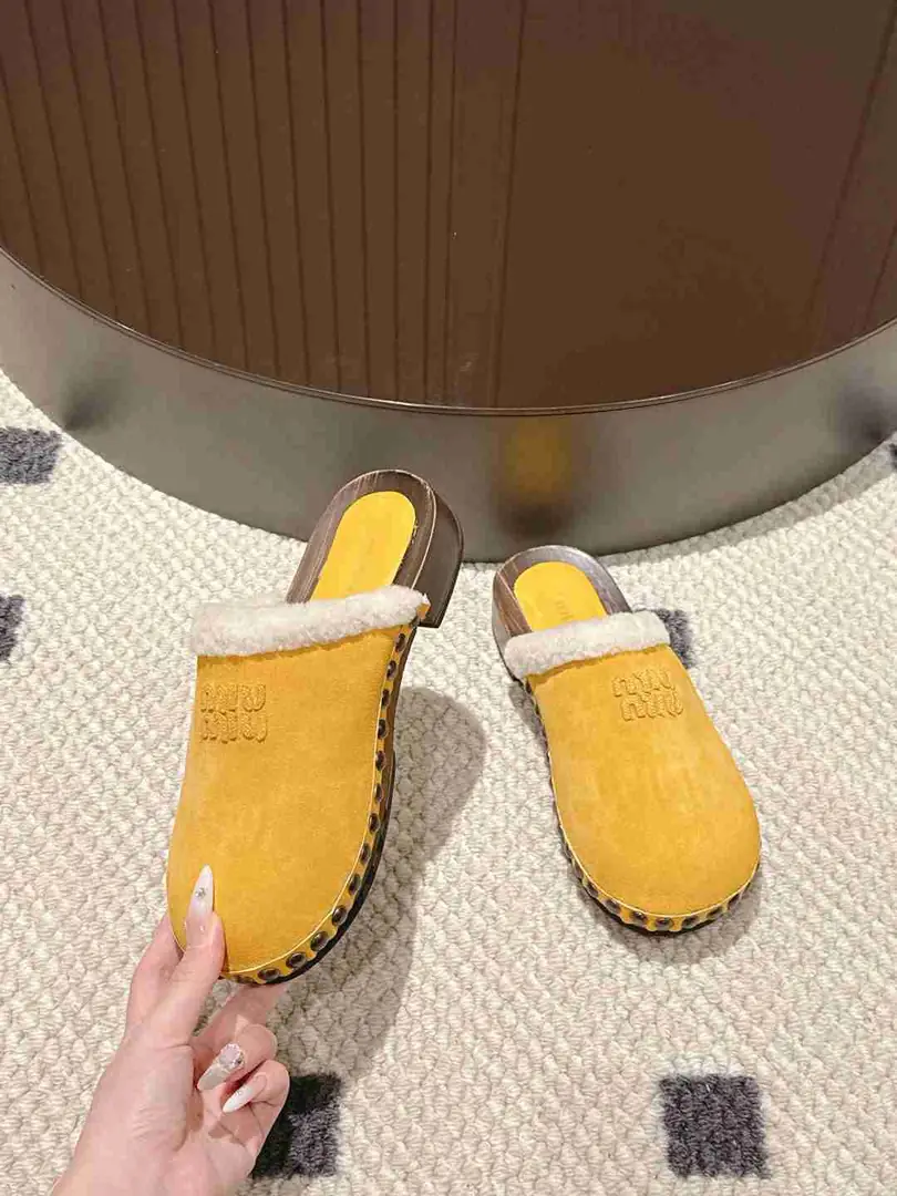 Am5739250  Miu Miu 半包羊毛拖， gallery