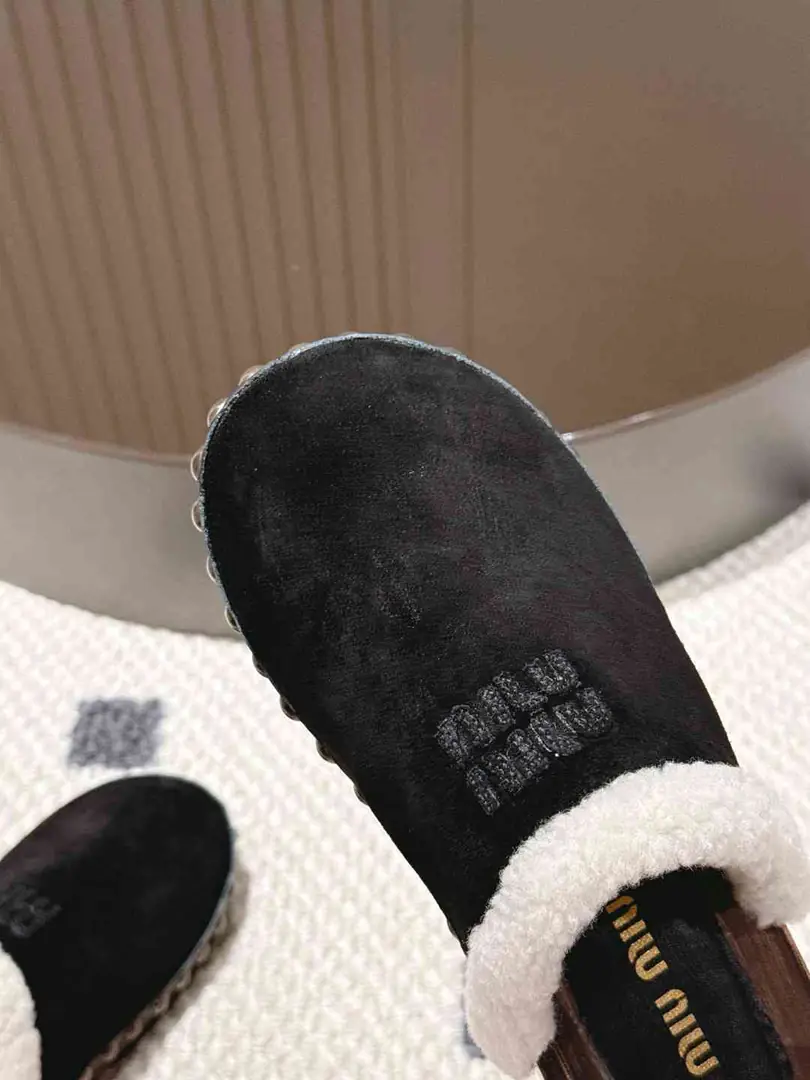 Am5739250  Miu Miu 半包羊毛拖， gallery