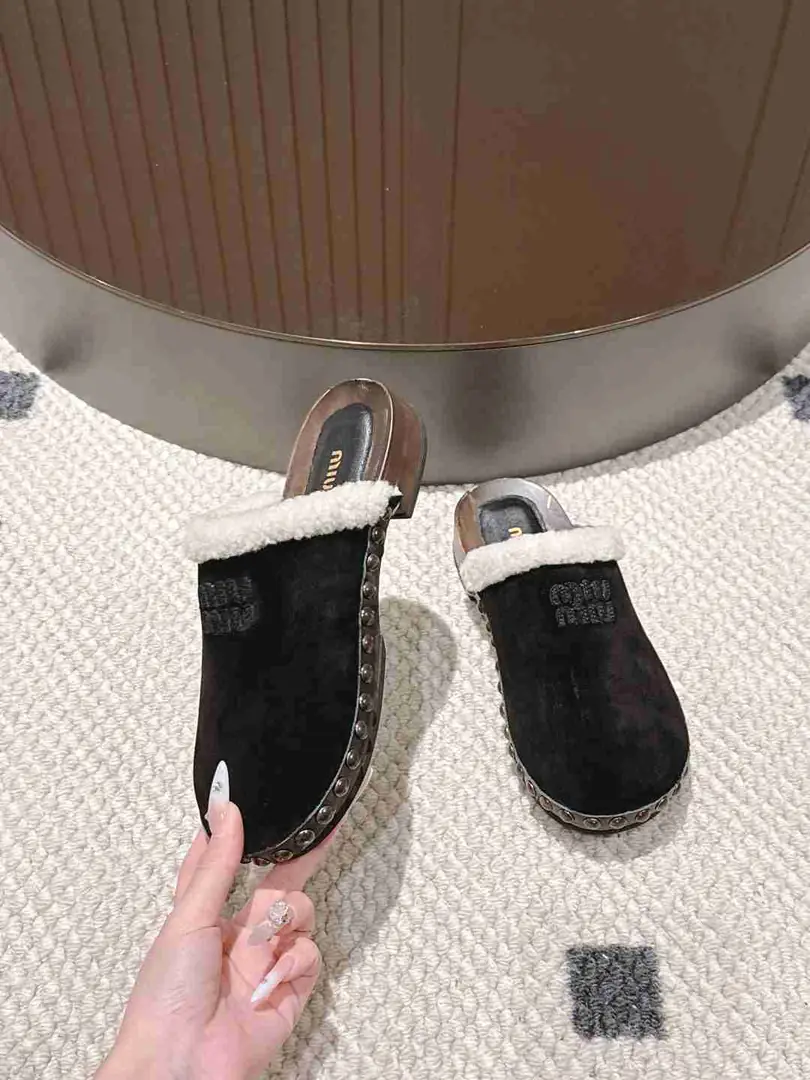 Am5739250  Miu Miu 半包羊毛拖， gallery