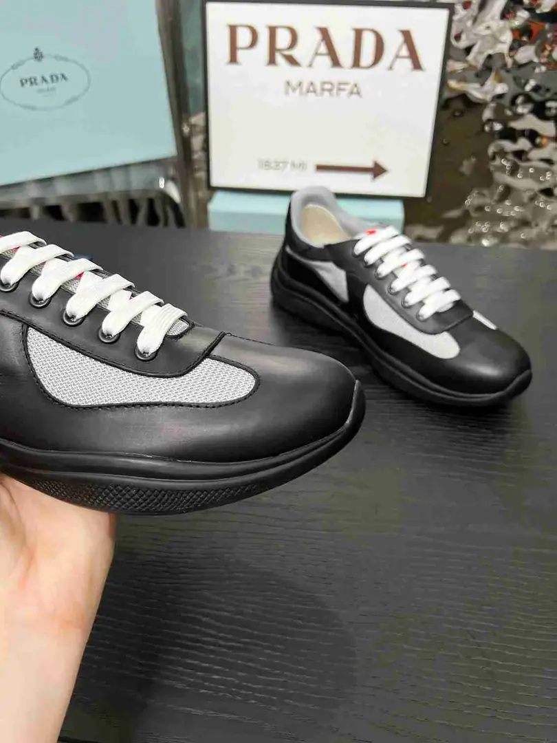 Ap5534280  情侣款普拉达经典款运动鞋 35至47码， gallery