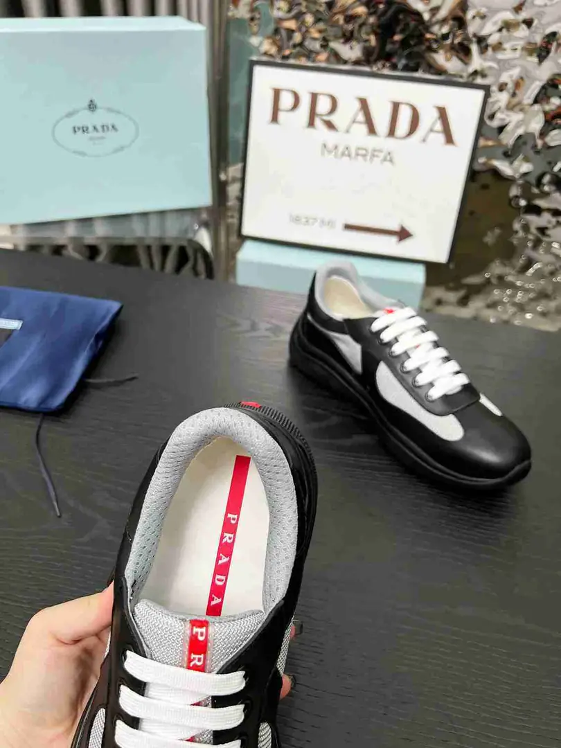 Ap5534280  情侣款普拉达经典款运动鞋 35至47码， gallery