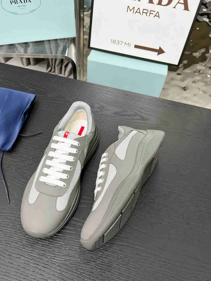 Ap5534280  情侣款普拉达经典款运动鞋 35至47码， gallery