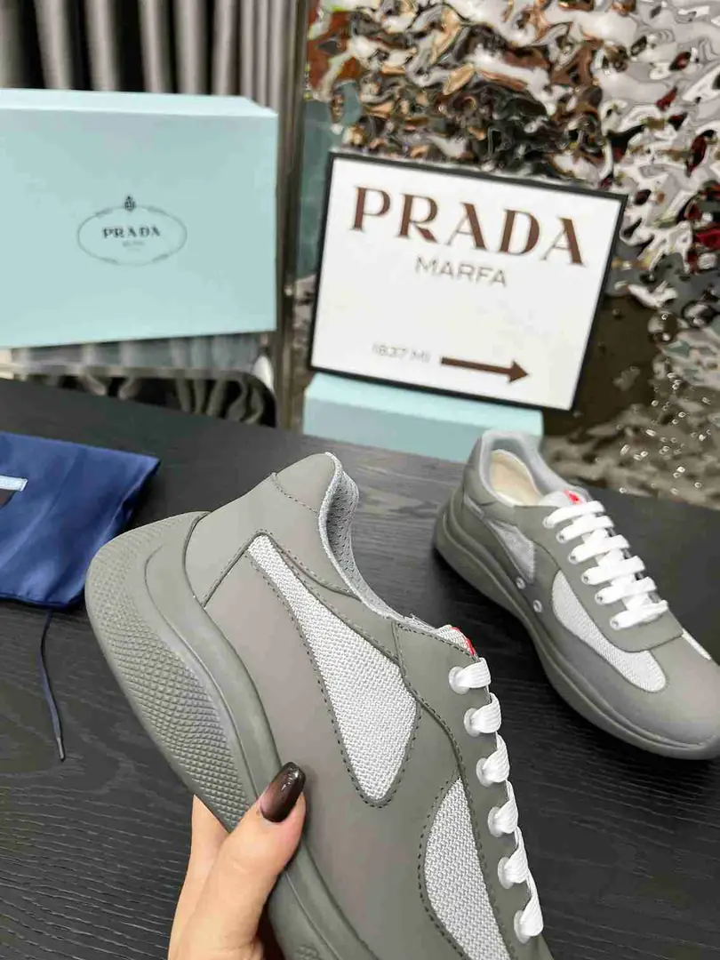 Ap5534280  情侣款普拉达经典款运动鞋 35至47码， gallery