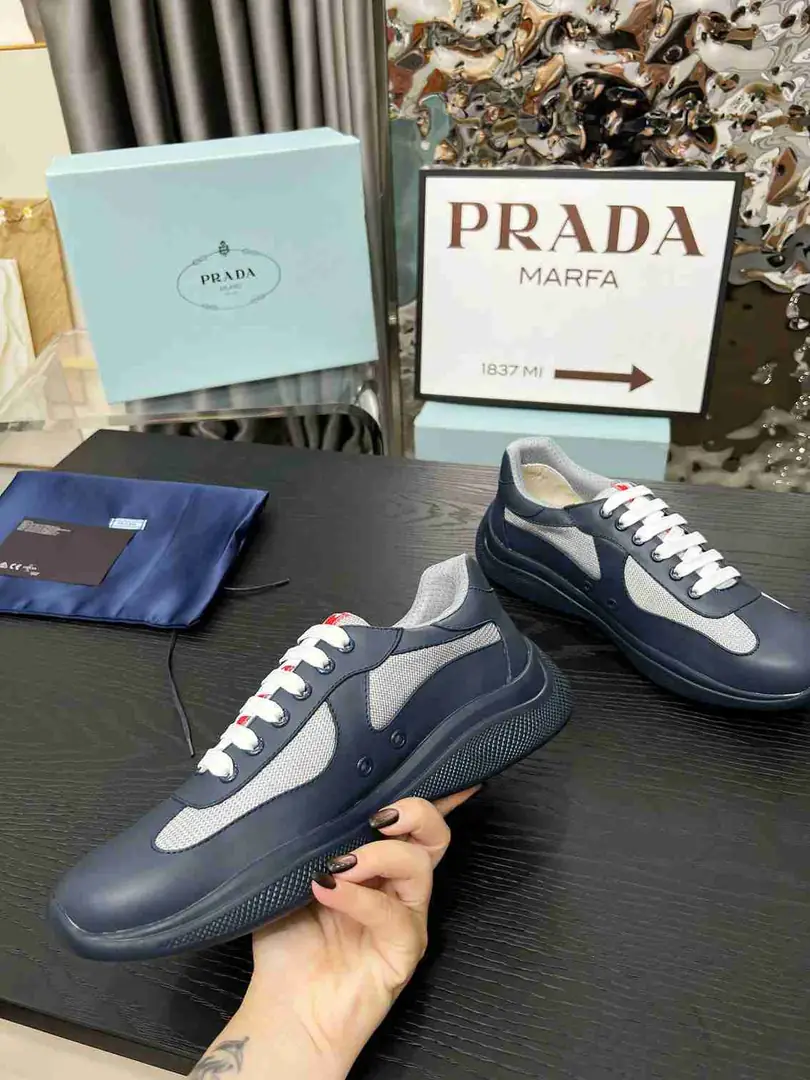 Ap5534280  情侣款普拉达经典款运动鞋 35至47码， gallery