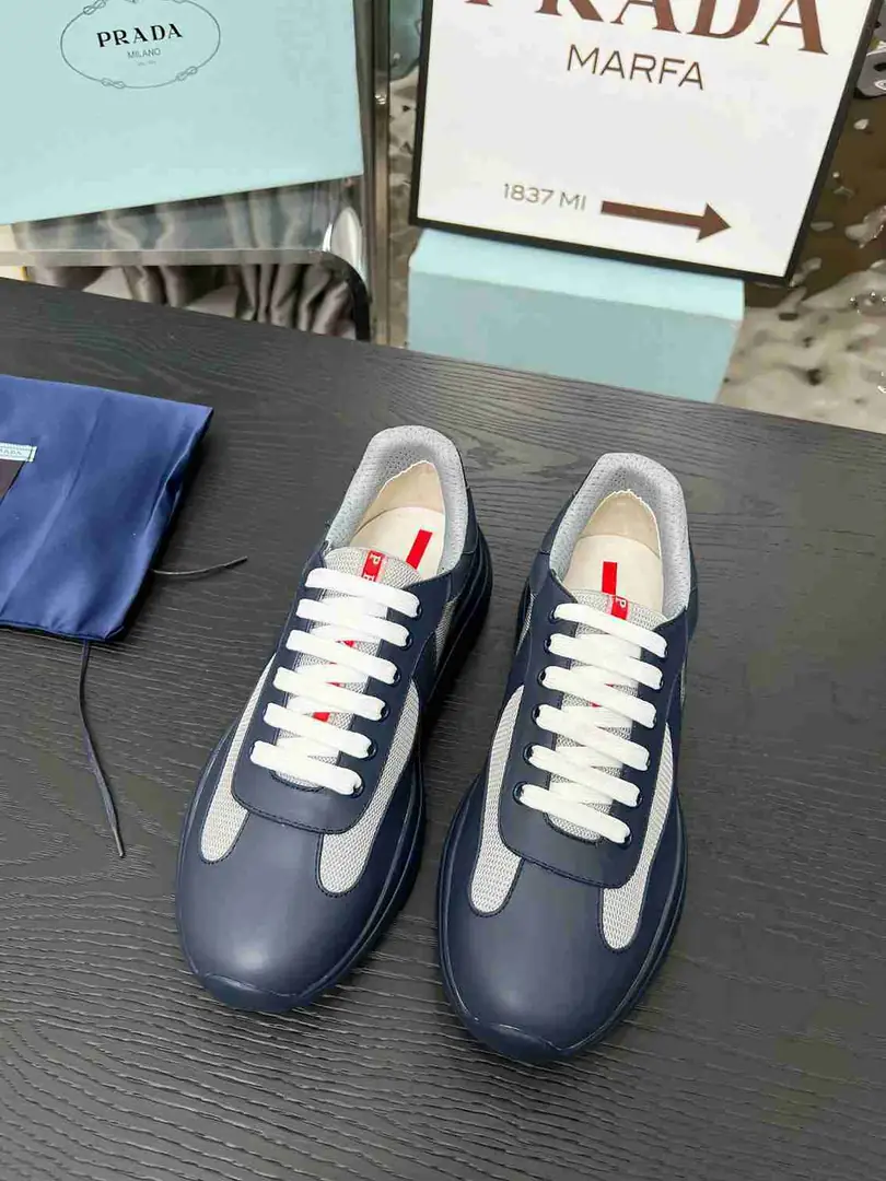 Ap5534280  情侣款普拉达经典款运动鞋 35至47码， gallery
