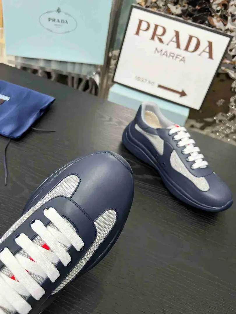 Ap5534280  情侣款普拉达经典款运动鞋 35至47码， gallery