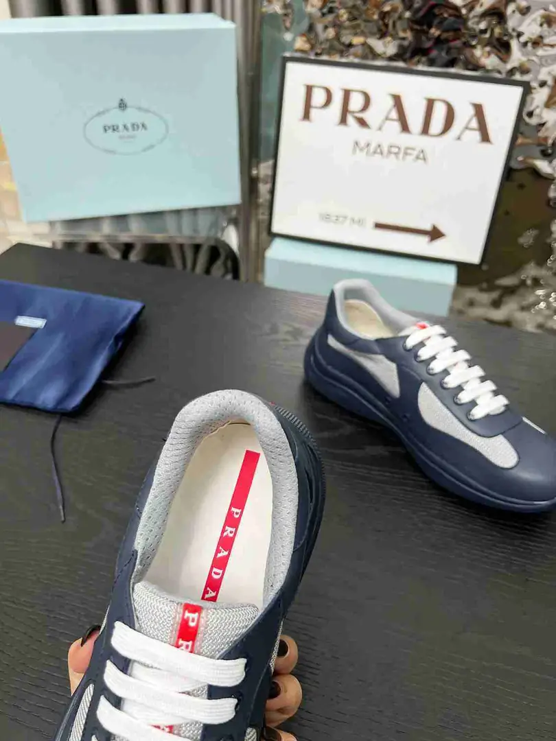 Ap5534280  情侣款普拉达经典款运动鞋 35至47码， gallery