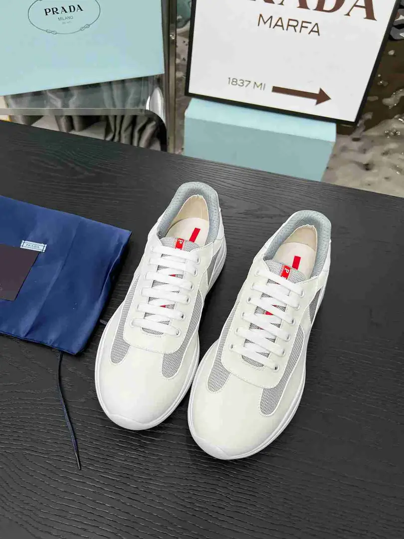 Ap5534280  情侣款普拉达经典款运动鞋 35至47码， gallery