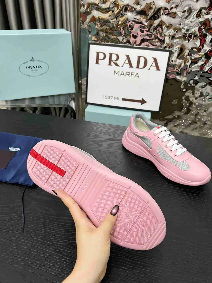 Ap5534280  情侣款普拉达经典款运动鞋 35至47码， gallery