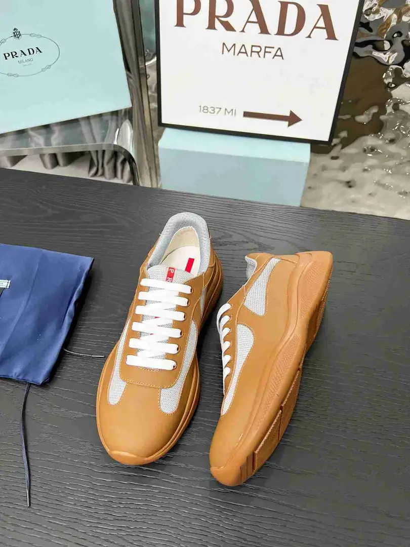 Ap5534280  情侣款普拉达经典款运动鞋 35至47码， gallery