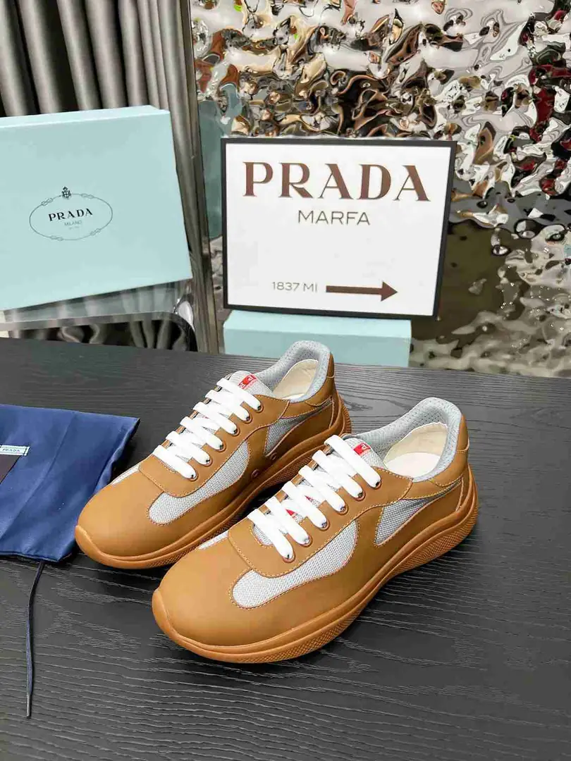 Ap5534280  情侣款普拉达经典款运动鞋 35至47码， gallery