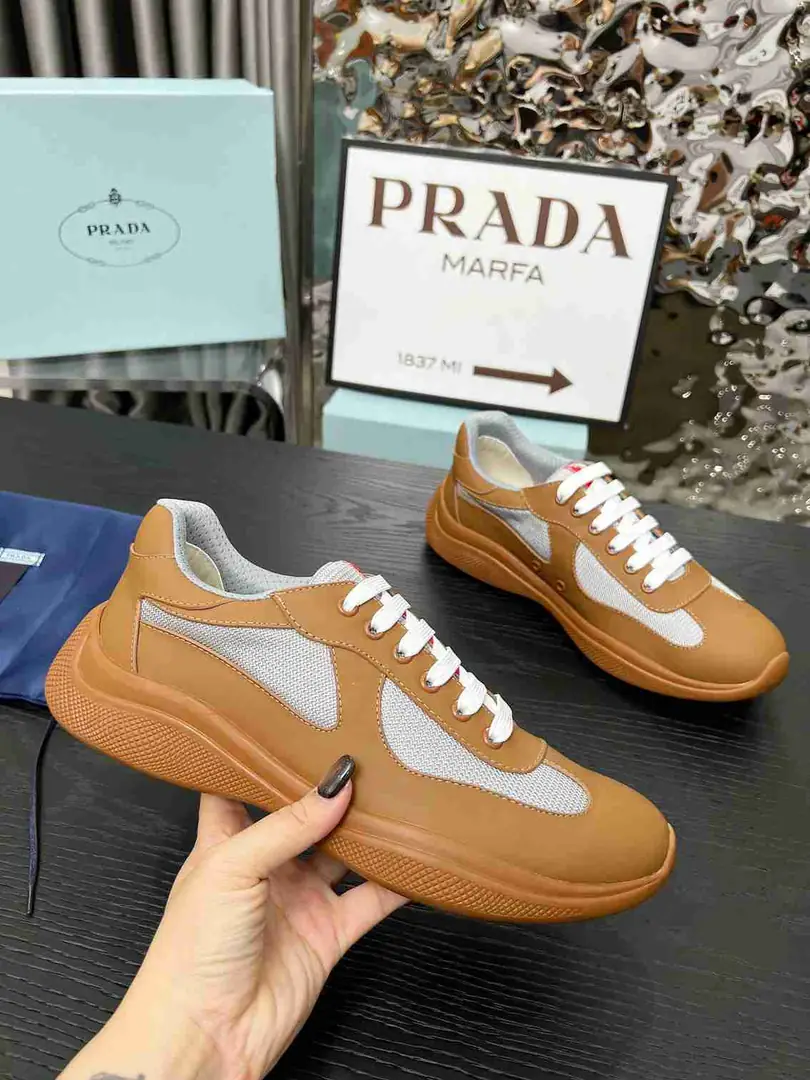 Ap5534280  情侣款普拉达经典款运动鞋 35至47码， gallery