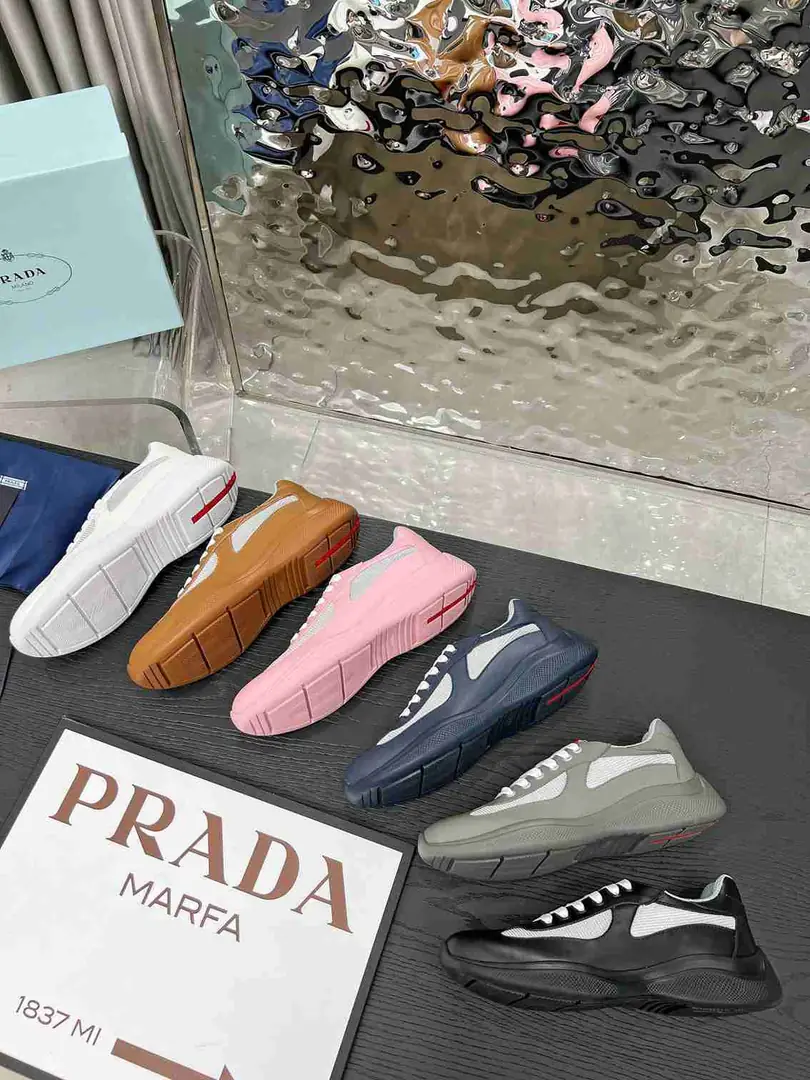 Ap5534280  情侣款普拉达经典款运动鞋 35至47码， gallery