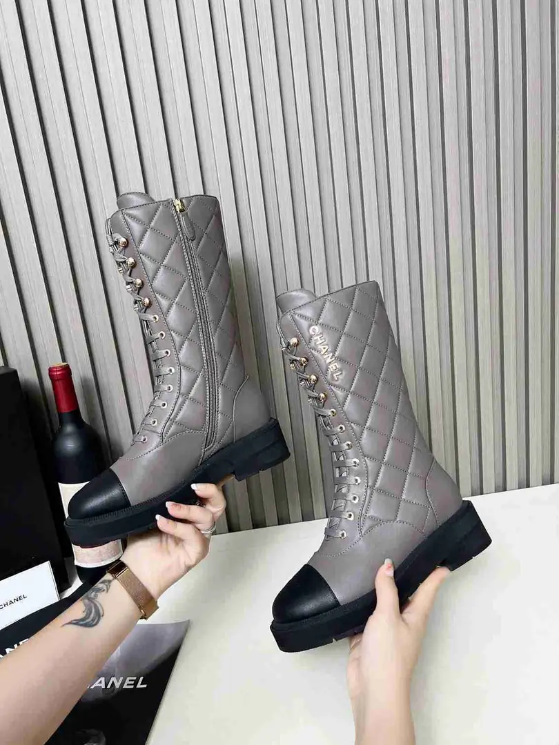 B8107 B8132400 小香秋冬款时尚女靴 gallery