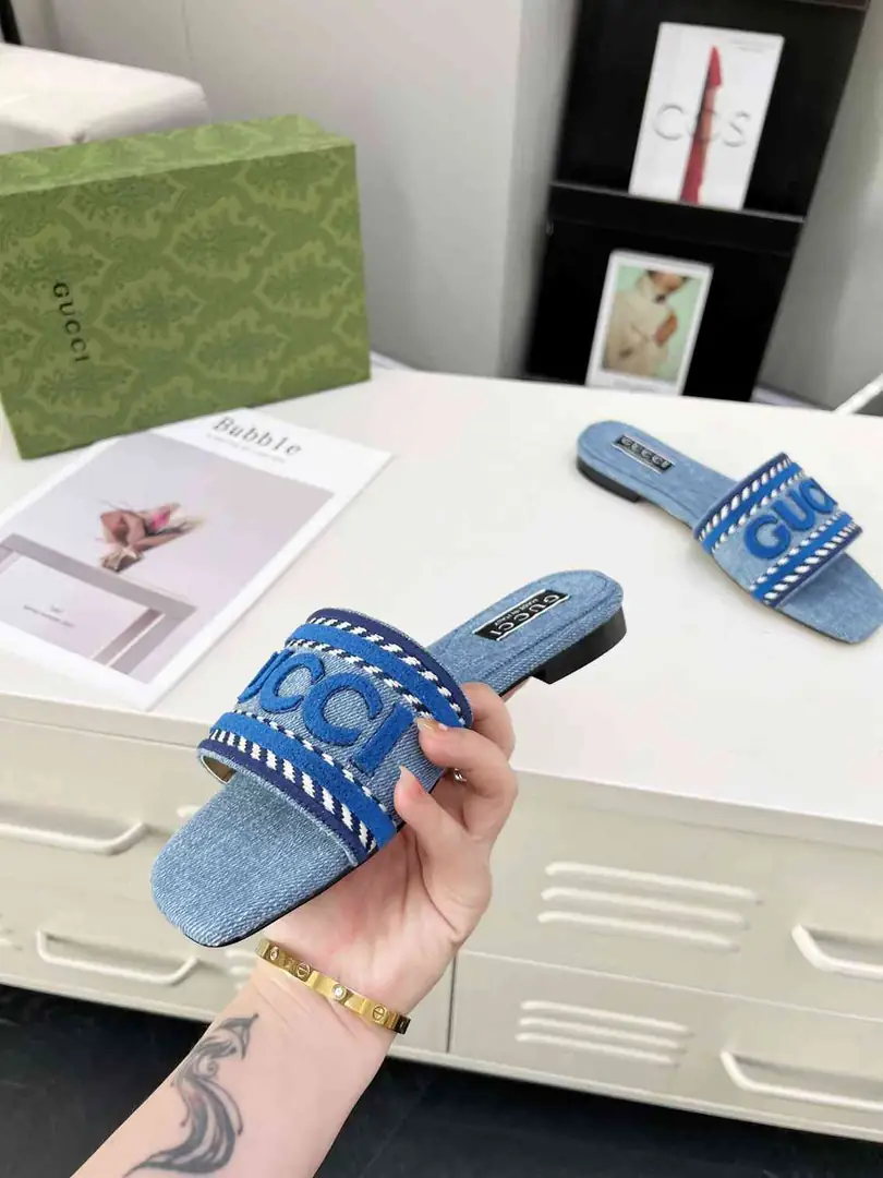 B8118170橡胶底（皮底3370200）G家火爆凉拖 35-43码， gallery