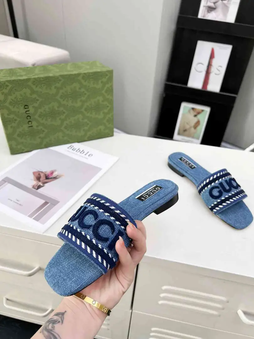 B8118170橡胶底（皮底3370200）G家火爆凉拖 35-43码， gallery